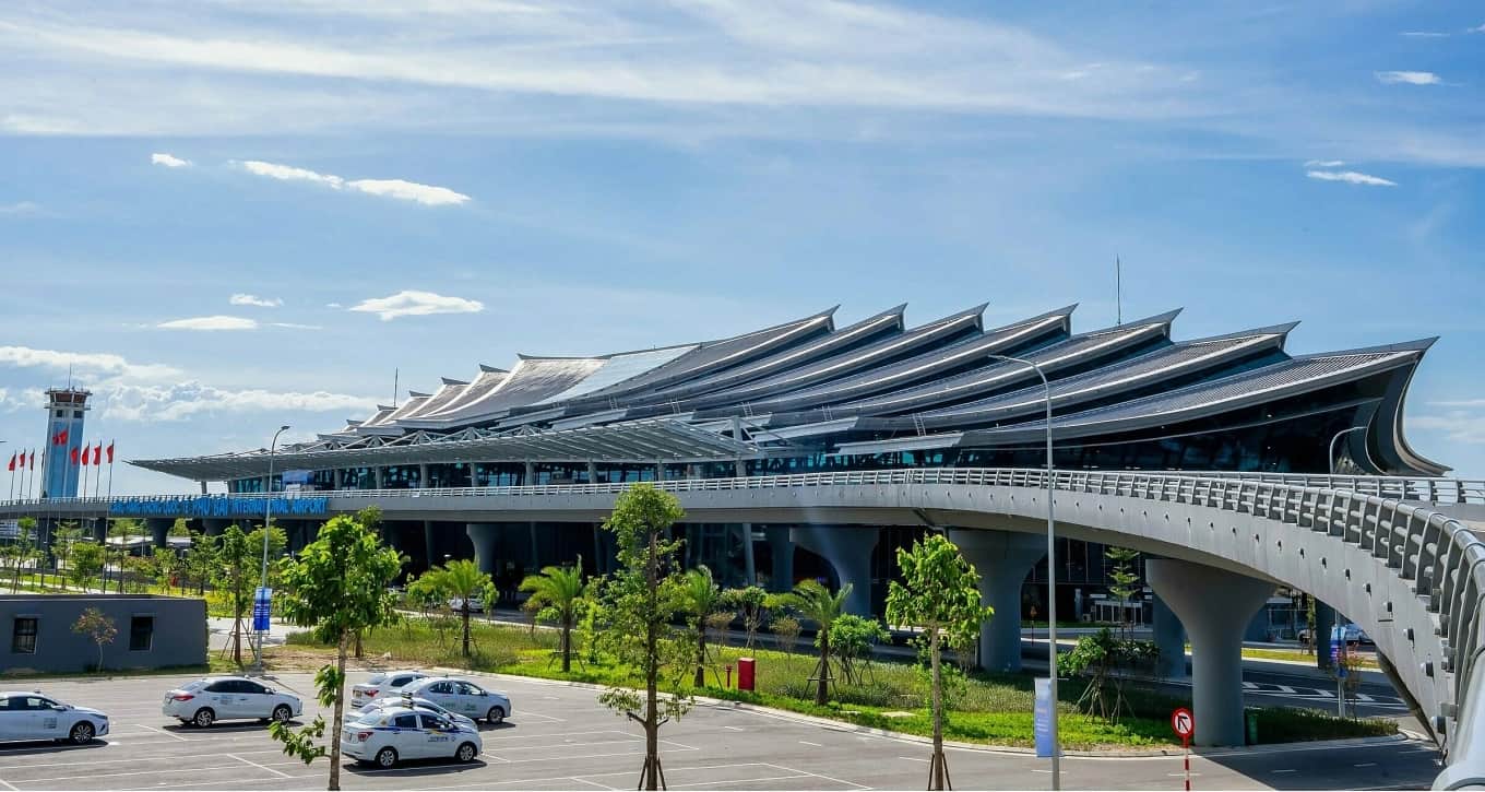 Hue → Phu Bai Airport