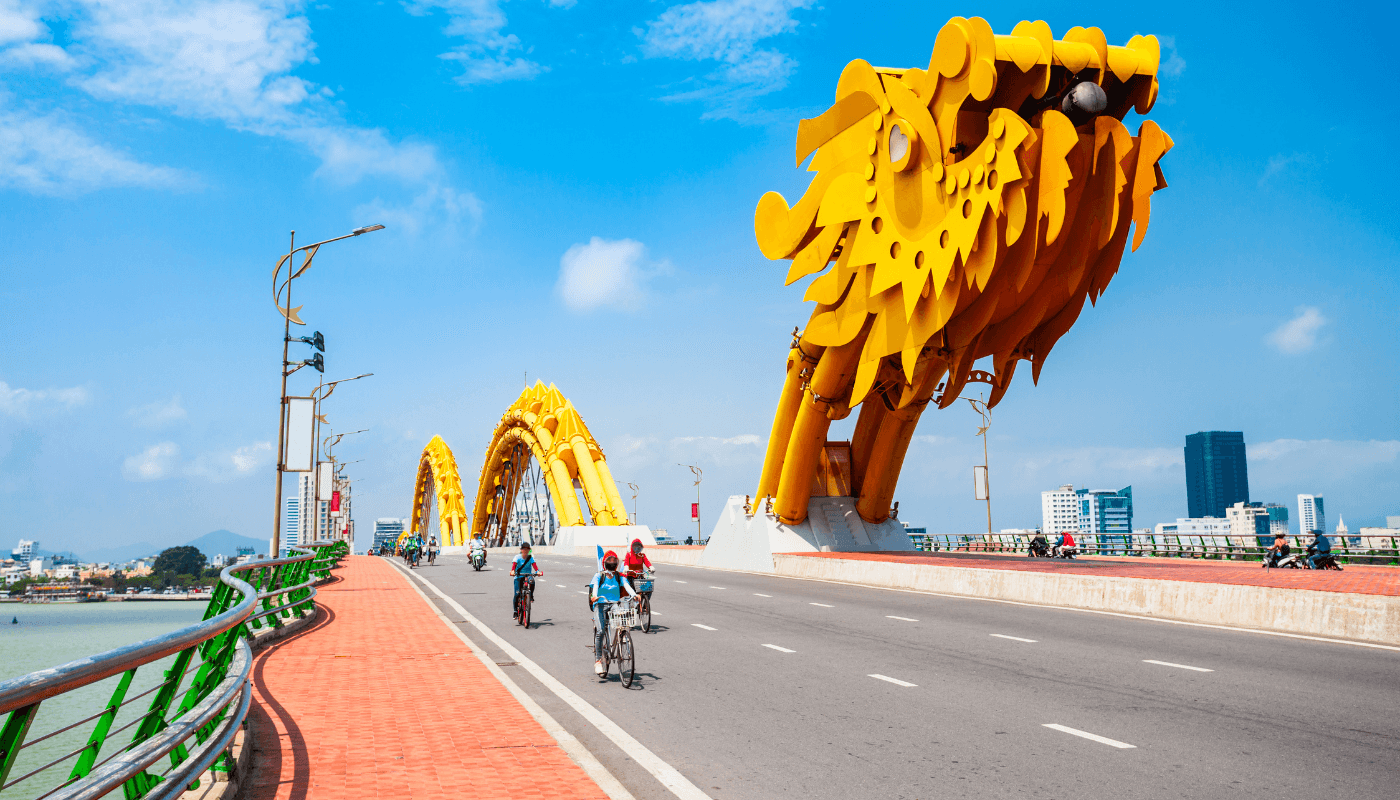 Hue → Da Nang